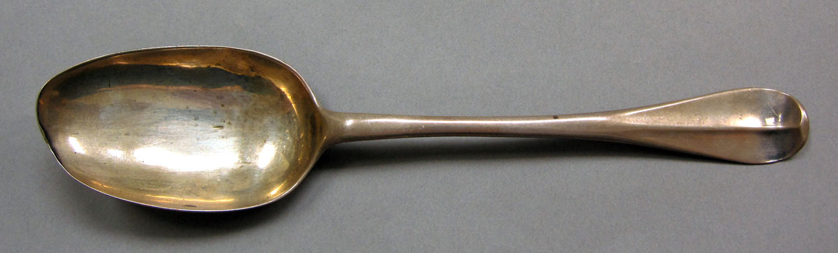 1962.0240.1249 Silver spoon upper surface