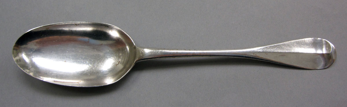 1962.0240.1250 Silver spoon upper surface