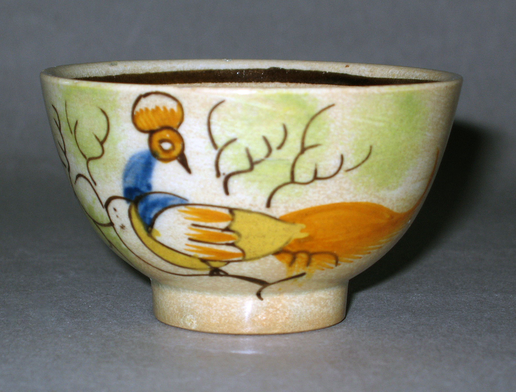 1957.0500 Pearlware teabowl