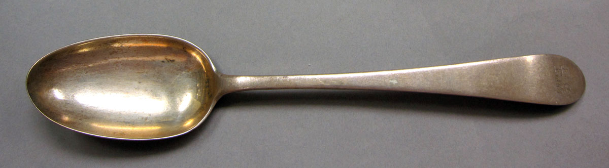 1962.0240.1322 Silver spoon upper surface