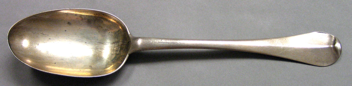 1962.0240.1018 Silver Spoon upper surface