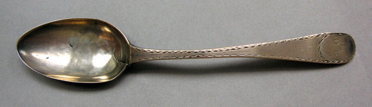 1962.0240.1380 Silver spoon upper surface
