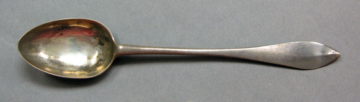 1962.0033 Salt spoon upper surface
