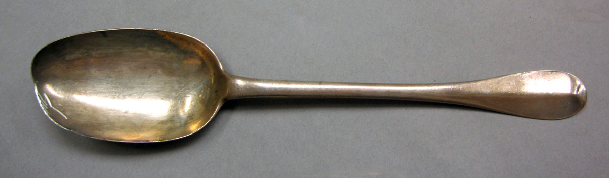 1962.0240.1501 Silver spoon upper surface