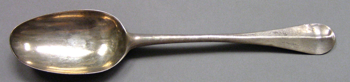 1962.0240.1598 Silver Spoon upper surface