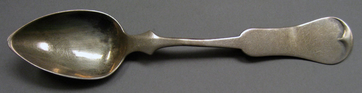 1968.0007 Silver Spoon upper surface