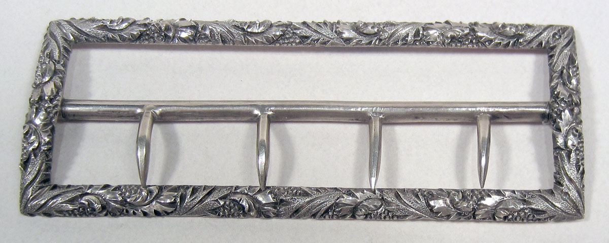 1969.0165 Silver Buckle upper surface