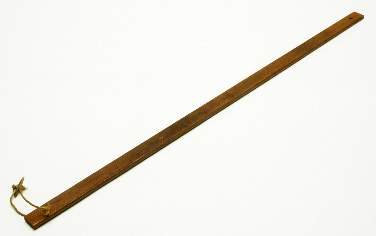 1961.0077 Measuring Stick