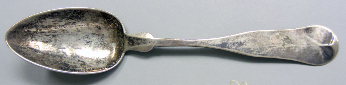 1973.0071 Tablespoon upper surface