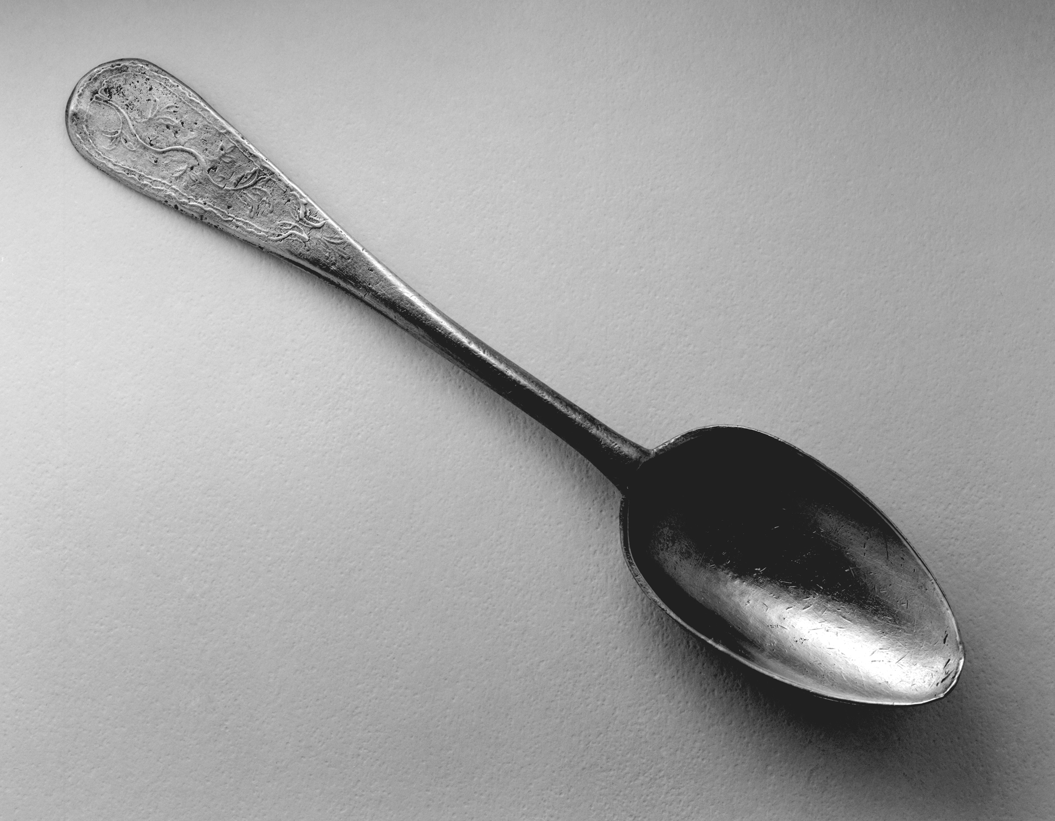 1953.0014 Pewter spoon