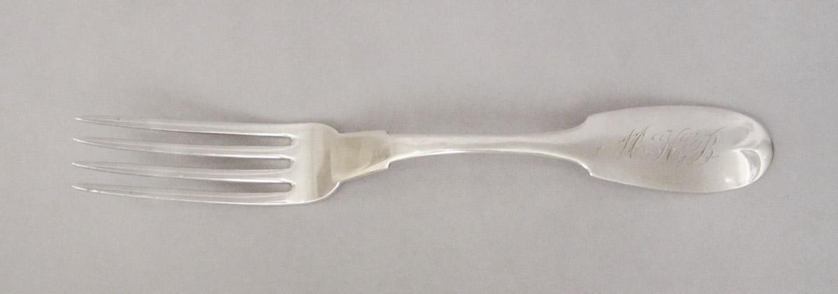 1990.0048.010 Fork, upper surface