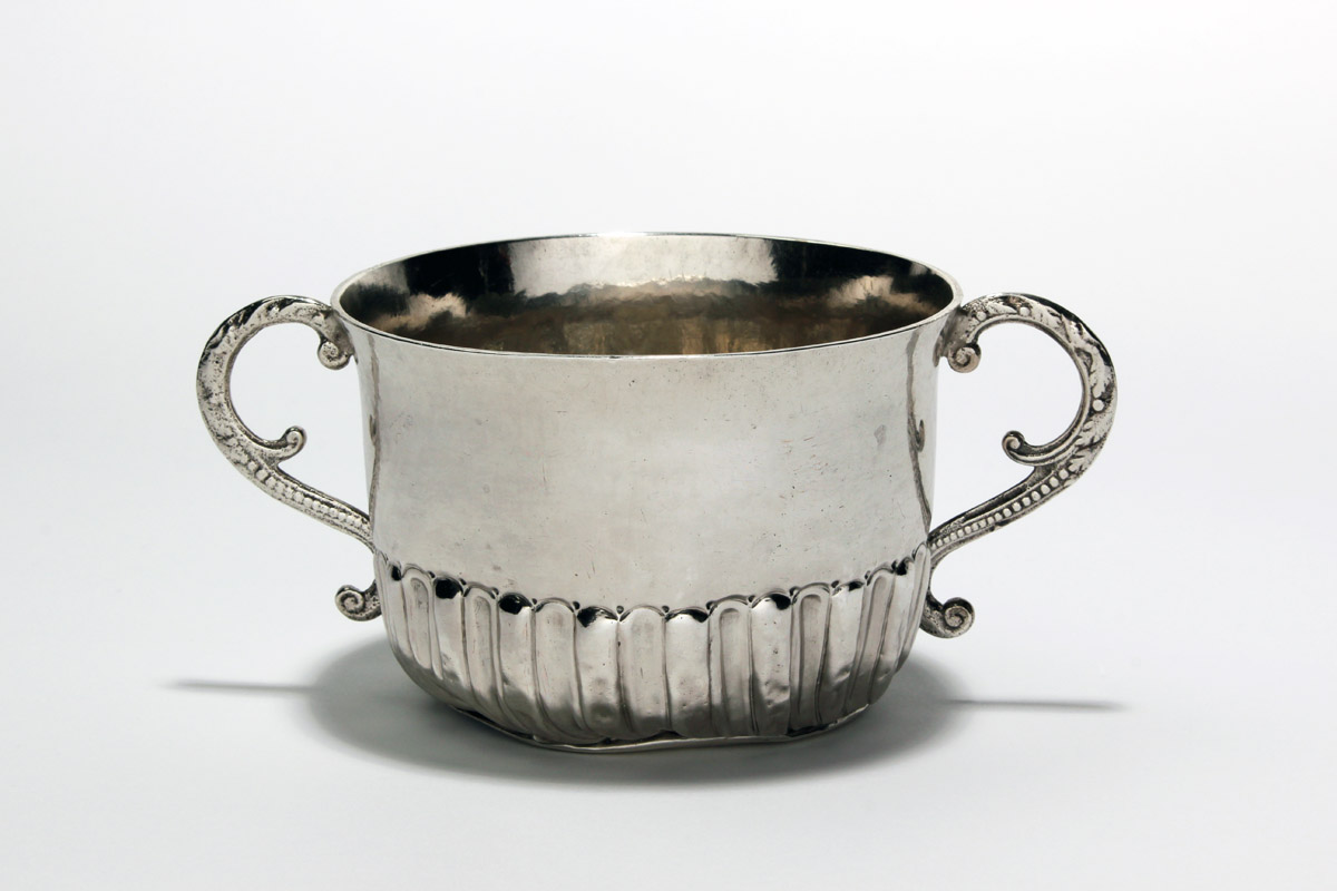 1960.1053 Cup, Caudle cup (view 1)