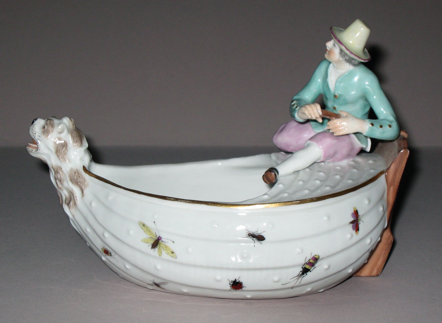 1958.1816 Meissen porcelain boat dish