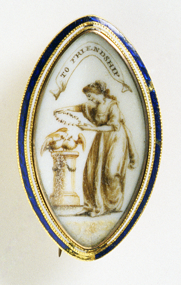1981.0101 Mourning Pin and Locket