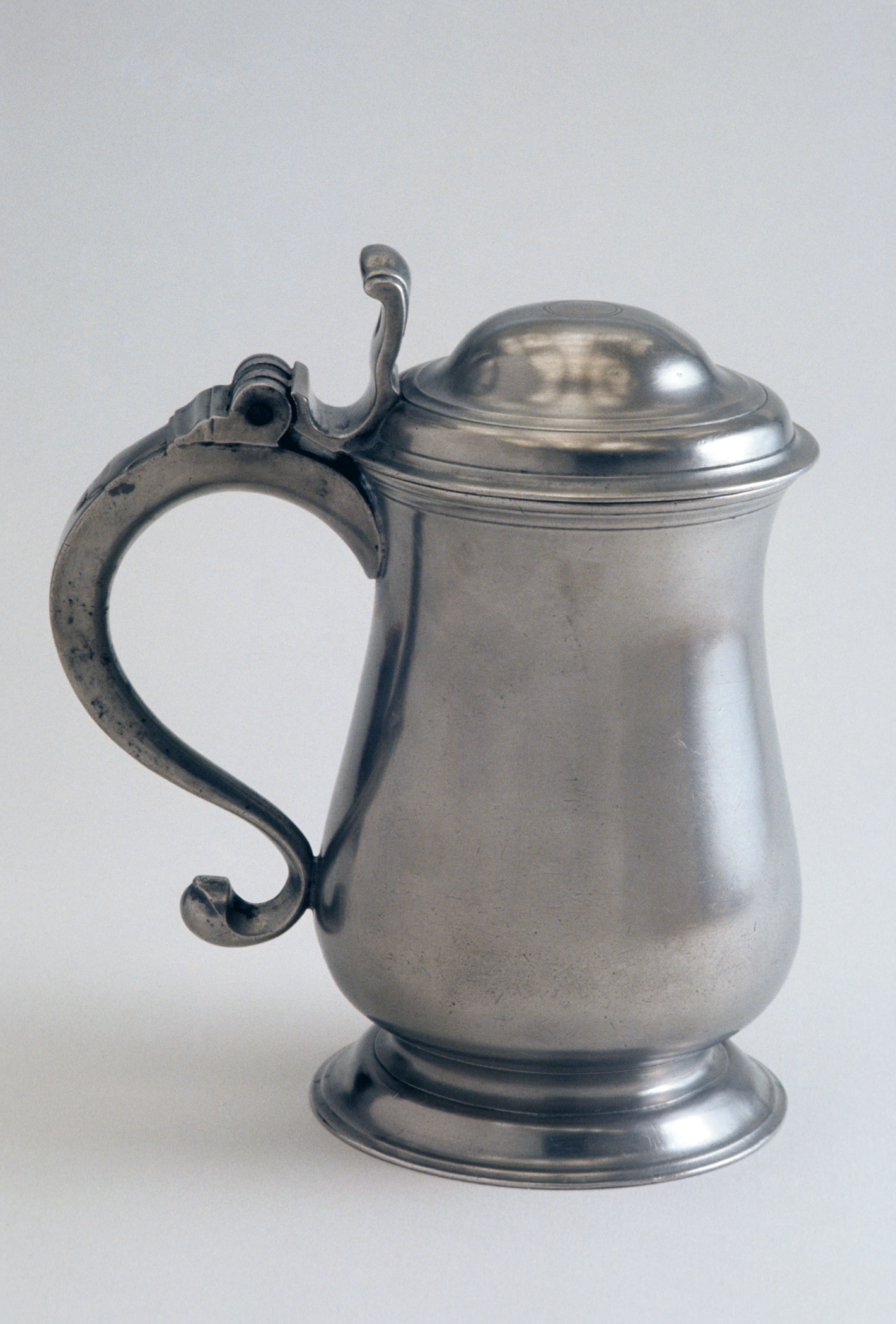 1955.0048.029 Pewter tankard