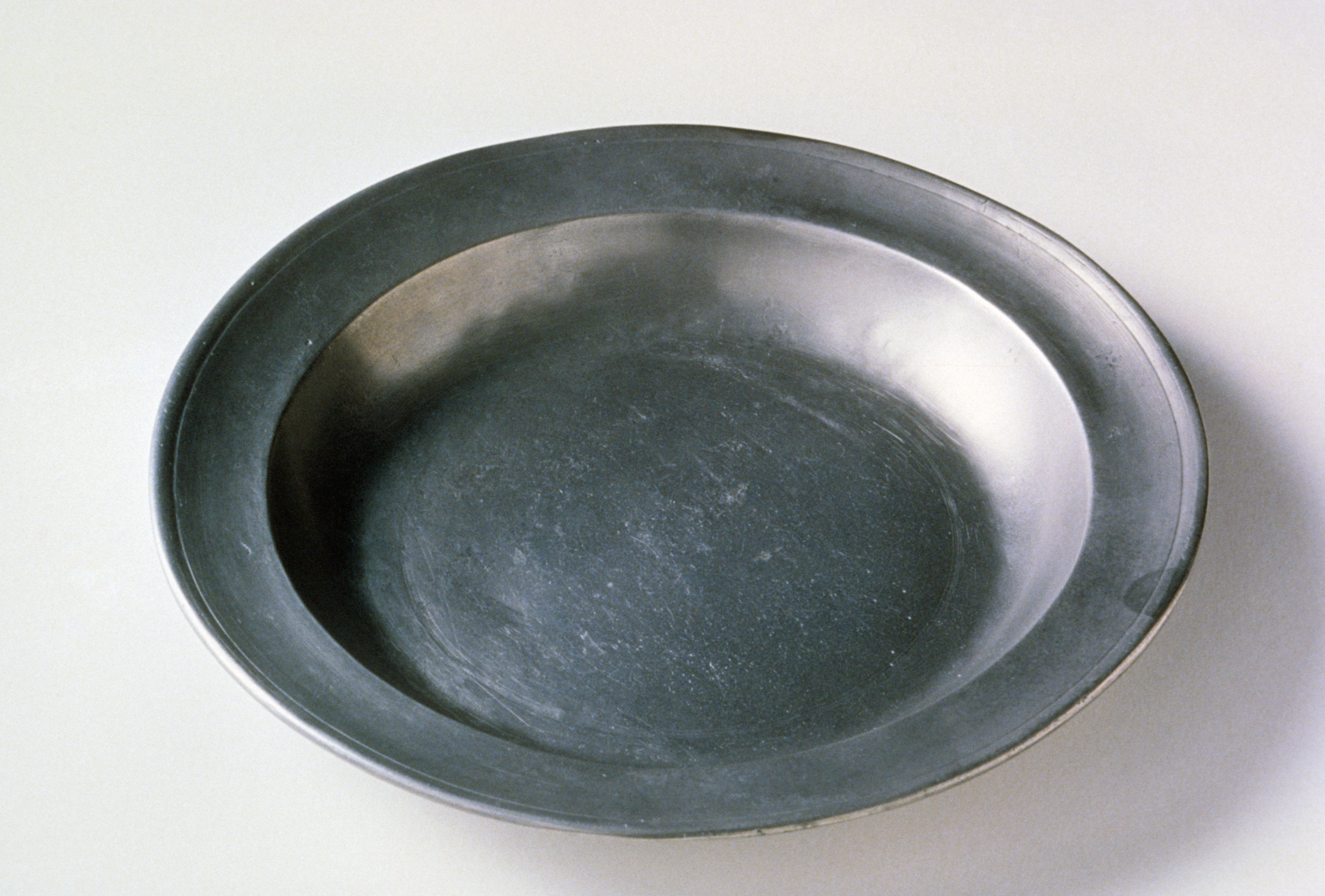 1958.0641 Pewter dish