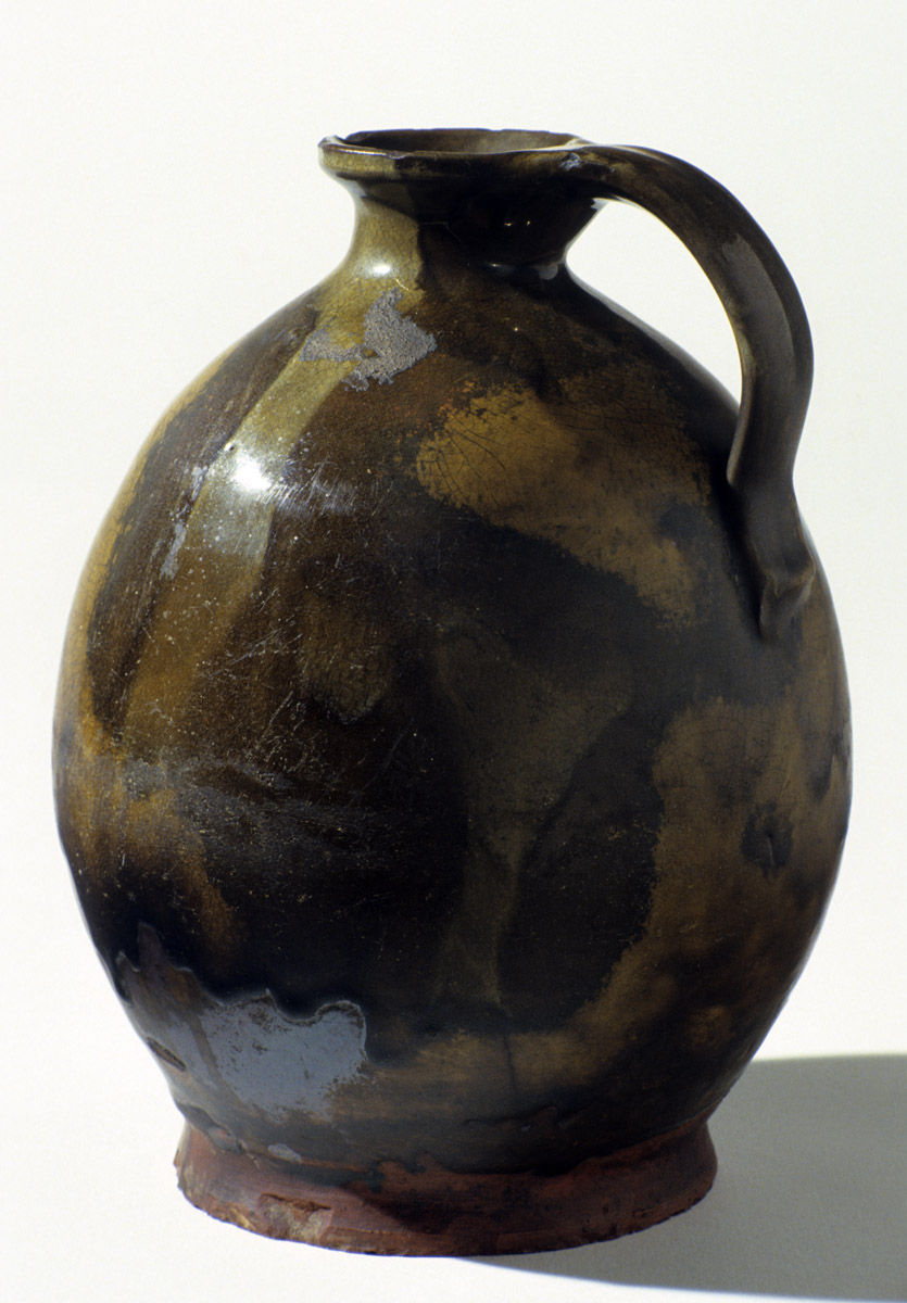 1953.0188.021 Earthenware jug or bottle