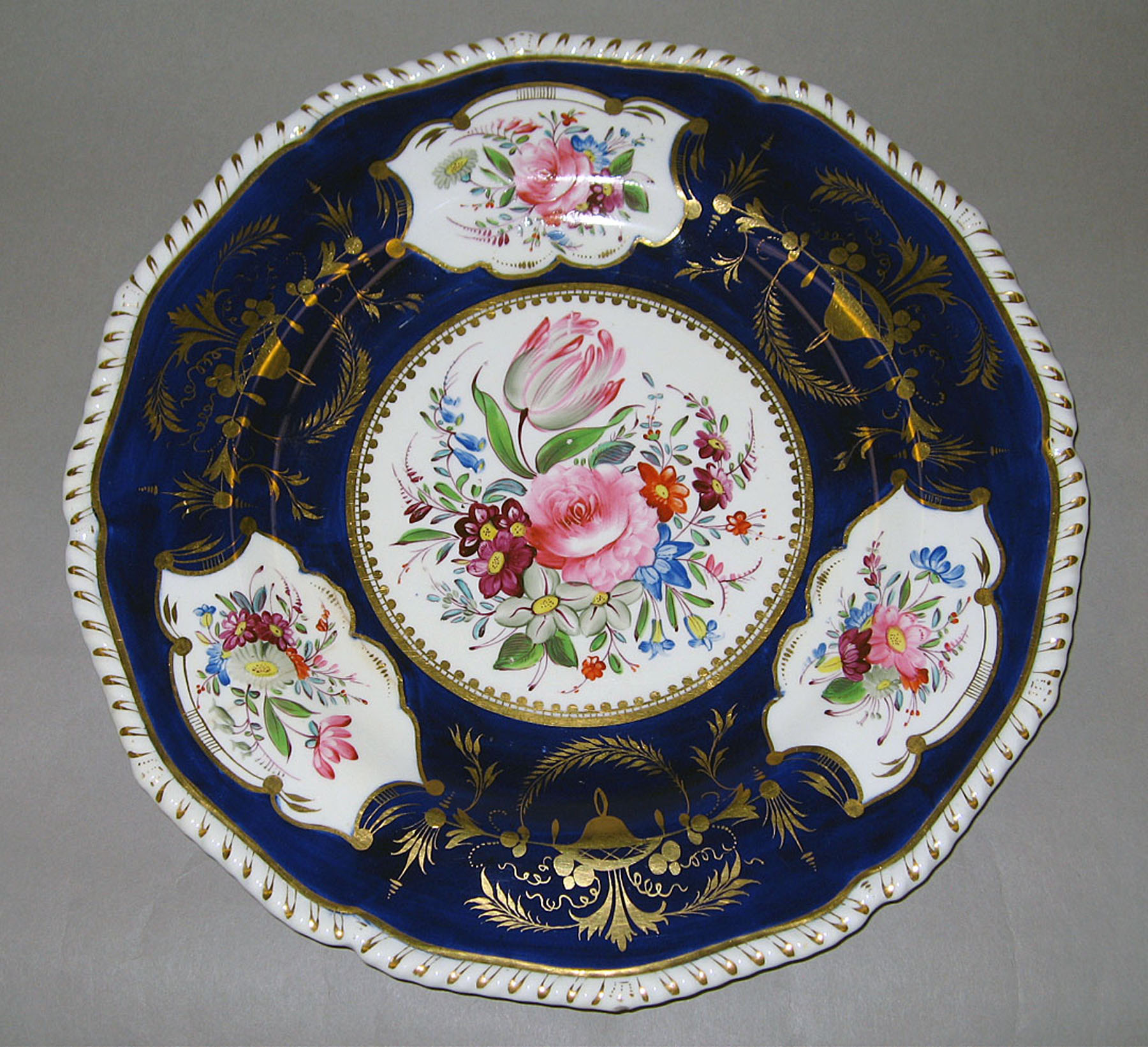 1970.0620 Bone-china plate