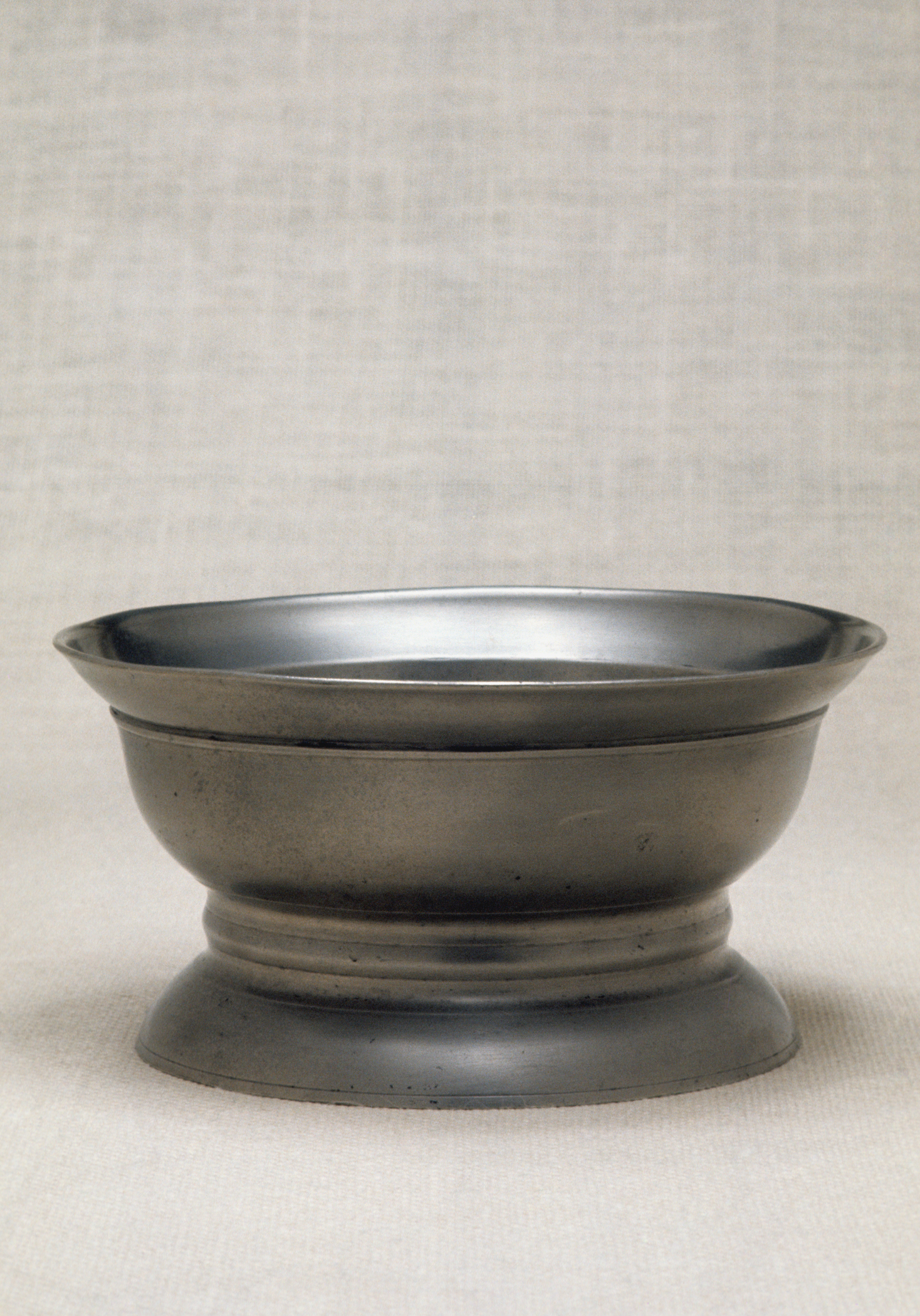 1966.1178 Pewter baptismal basin