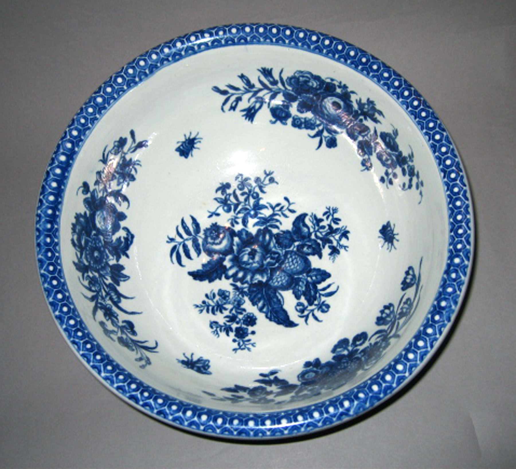 1958.0751 Caughley porcelain bowl