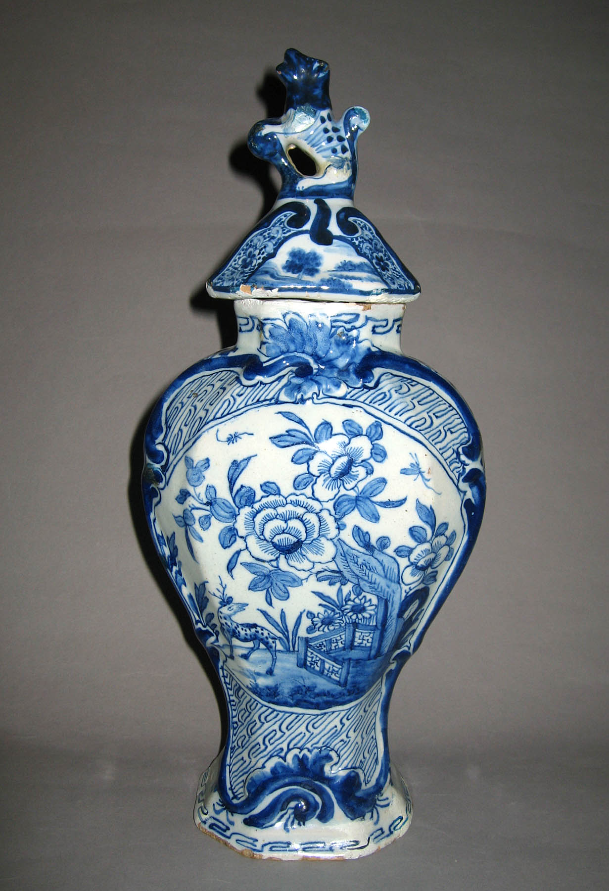 1960.0084.003 A, B Delft covered vase