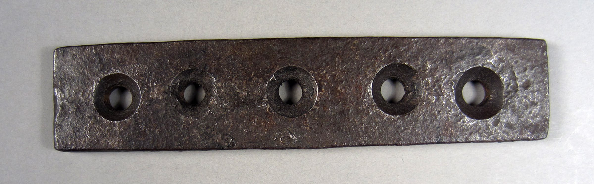 1957.0084.073 Screw plate, View 1