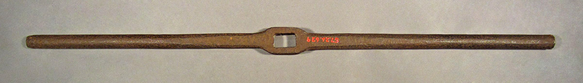 1957.0026.629, Wrench, side 1