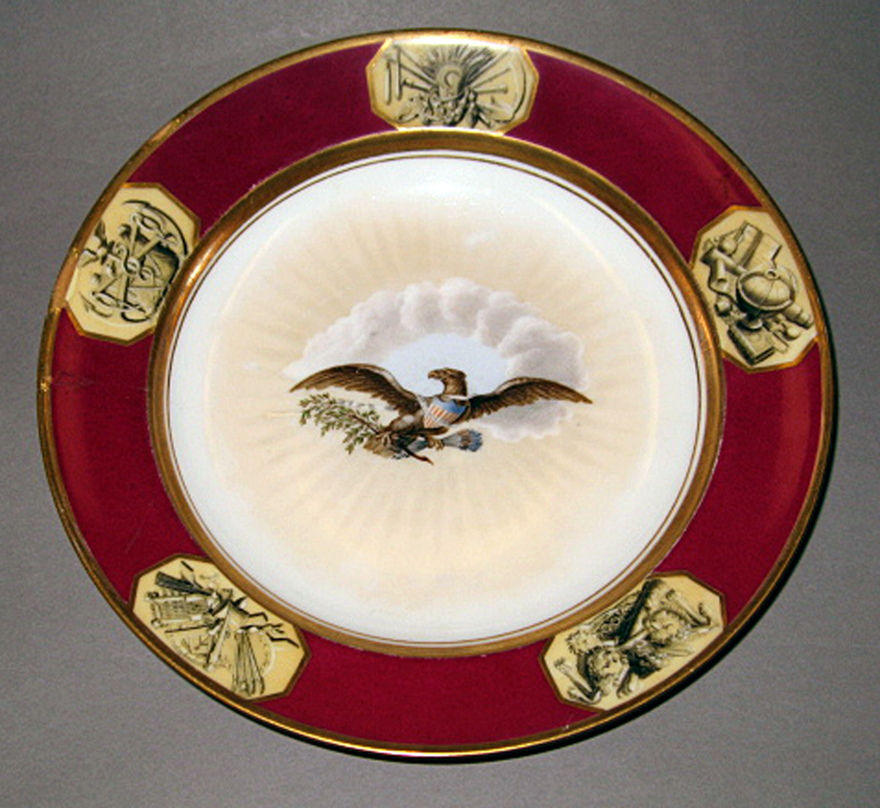 1958.1606.040 Porcelain plate
