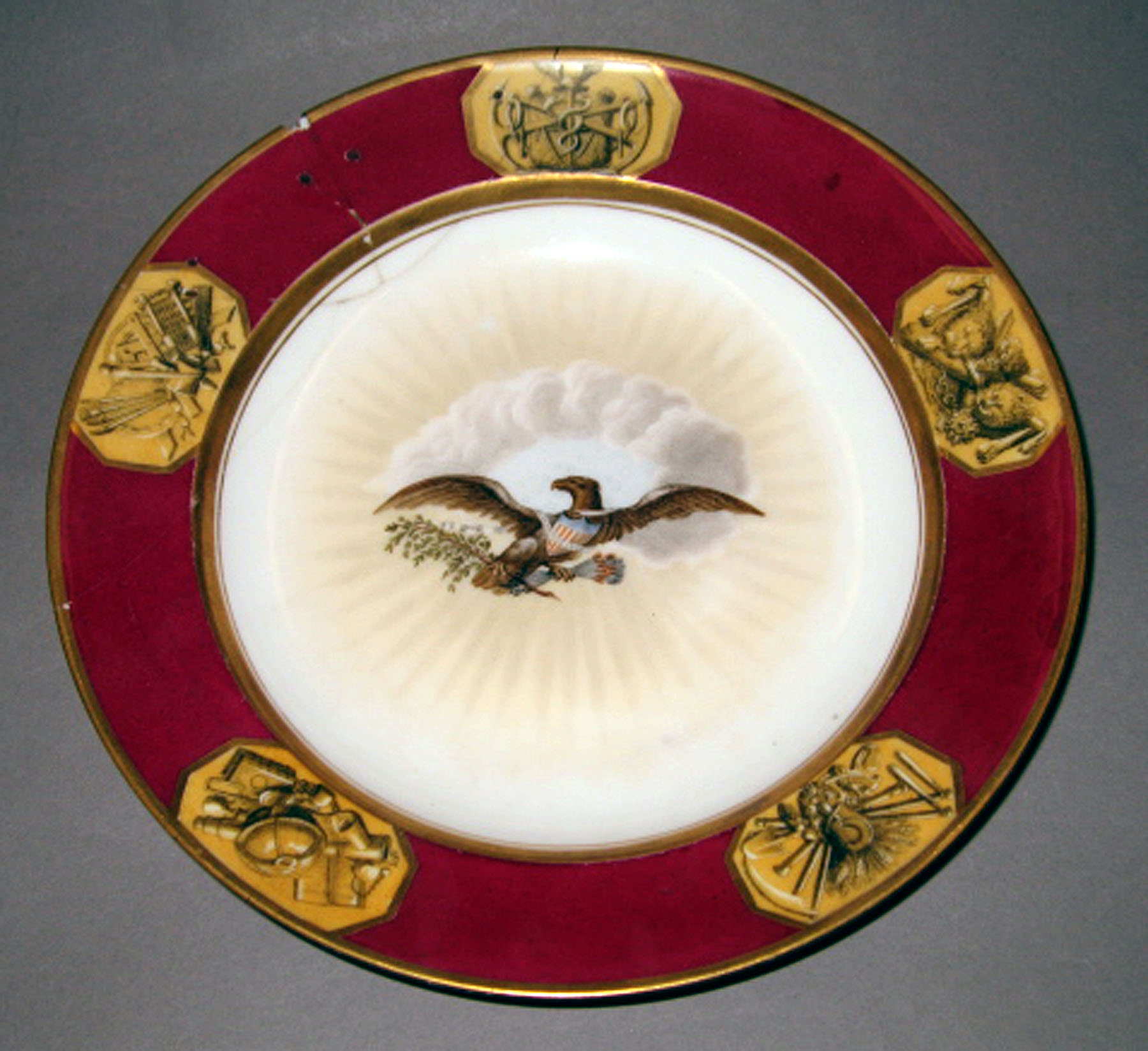 1958.1606.034 Porcelain plate