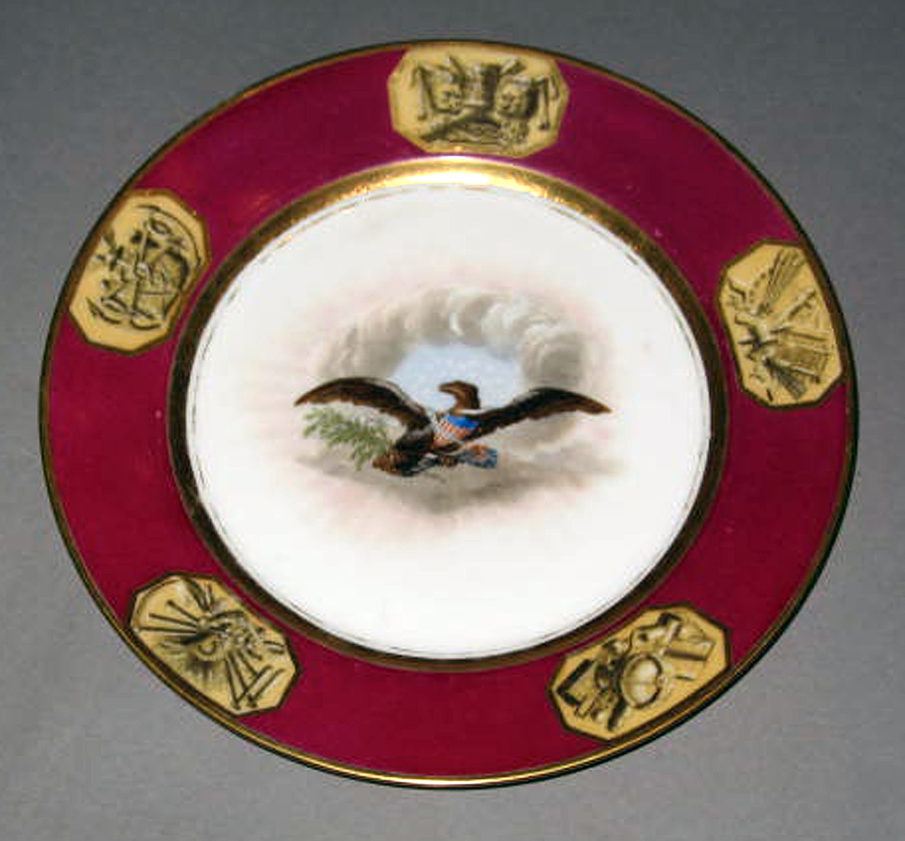 1958.1606.014 Porcelain dessert plate