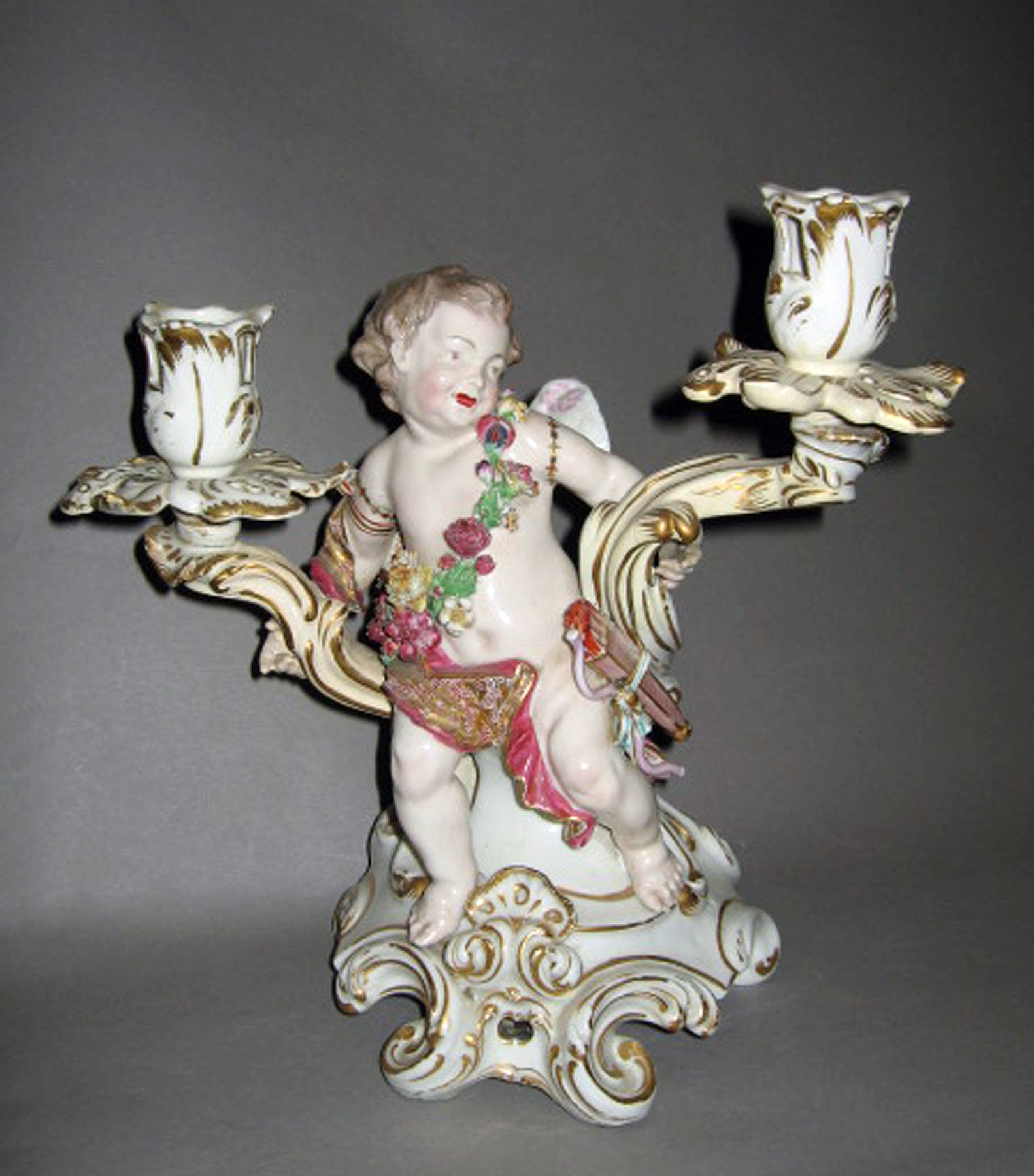 1963.0914 Porcelain candlestick figure