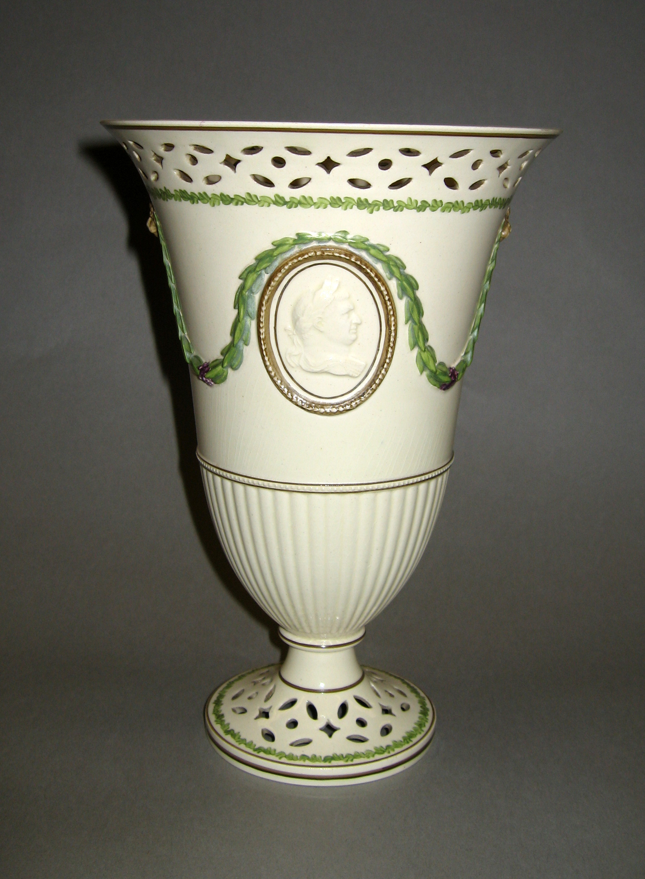 1959.2950 Vase