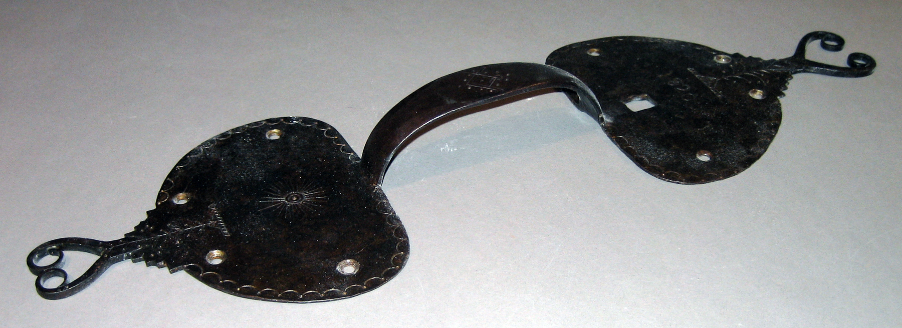 Metals - Door handle