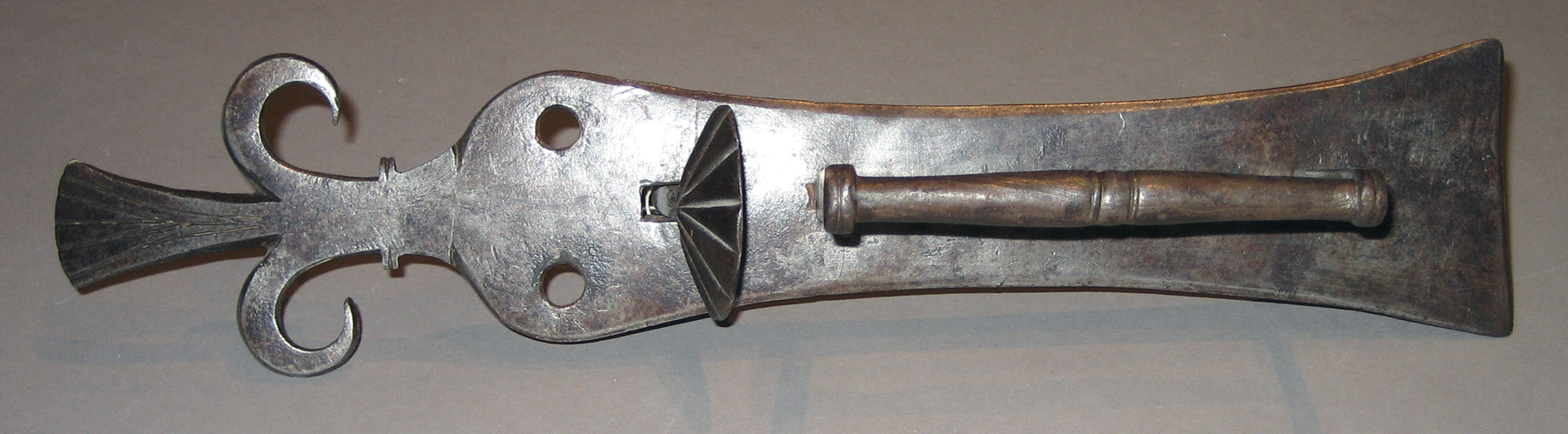 1956.0058.006 Door handle