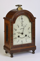 Clock - Bracket clock