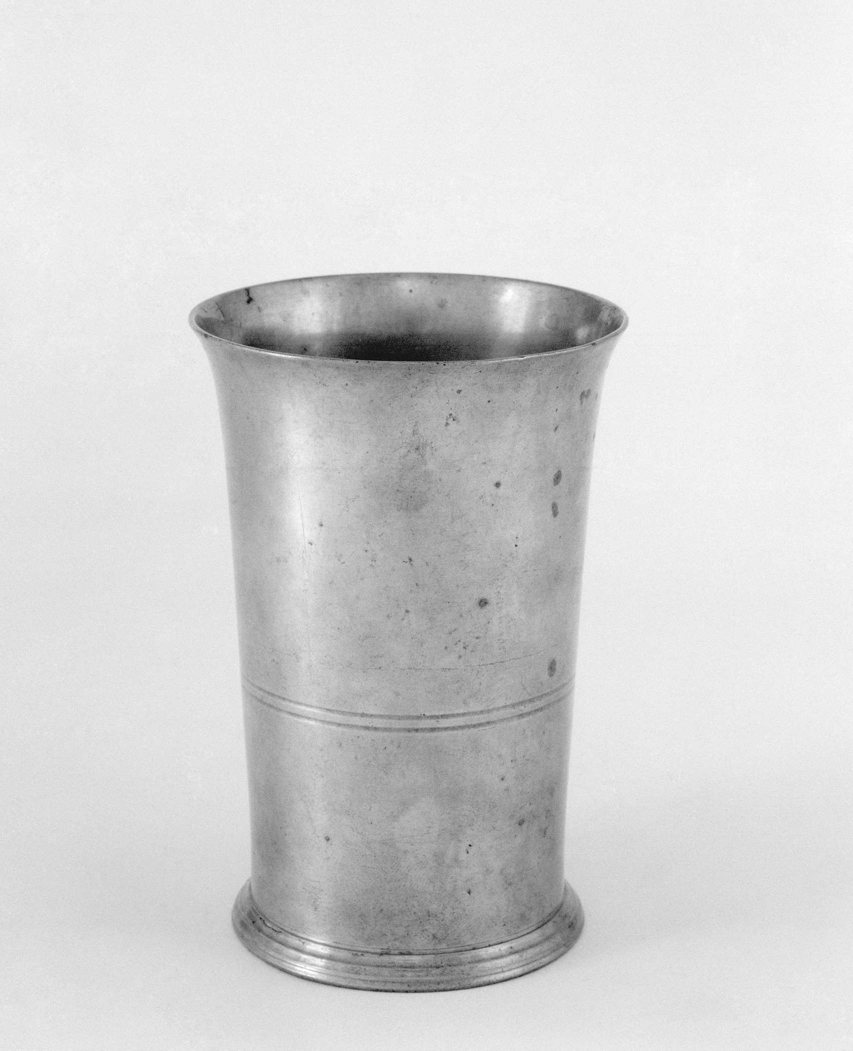 1963.0653 Pewter beaker