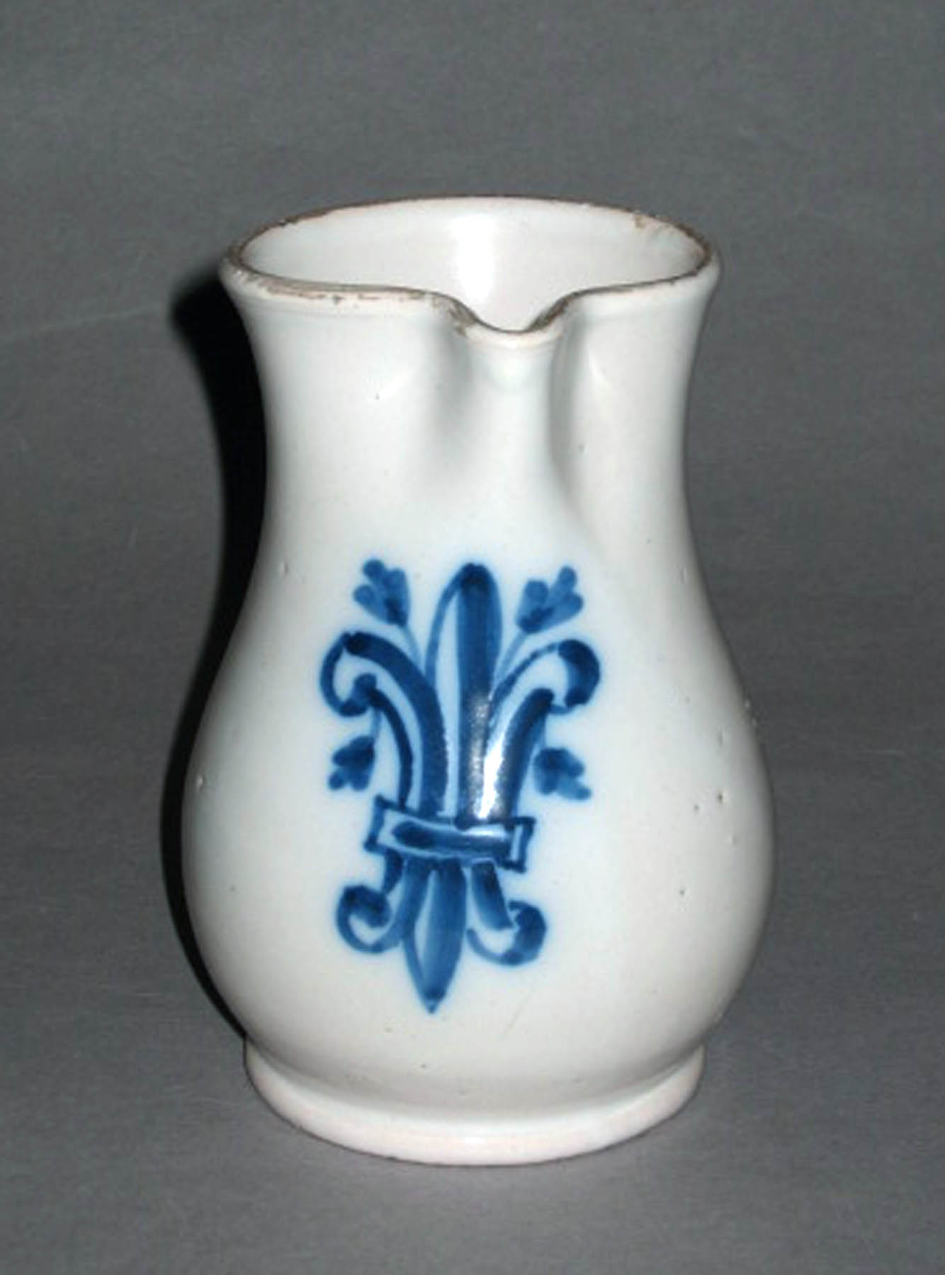 1962.0638 Faience jug