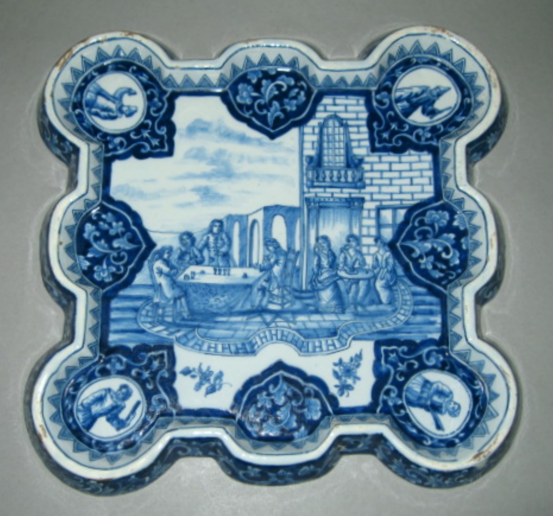 1962.0599 Faience tray