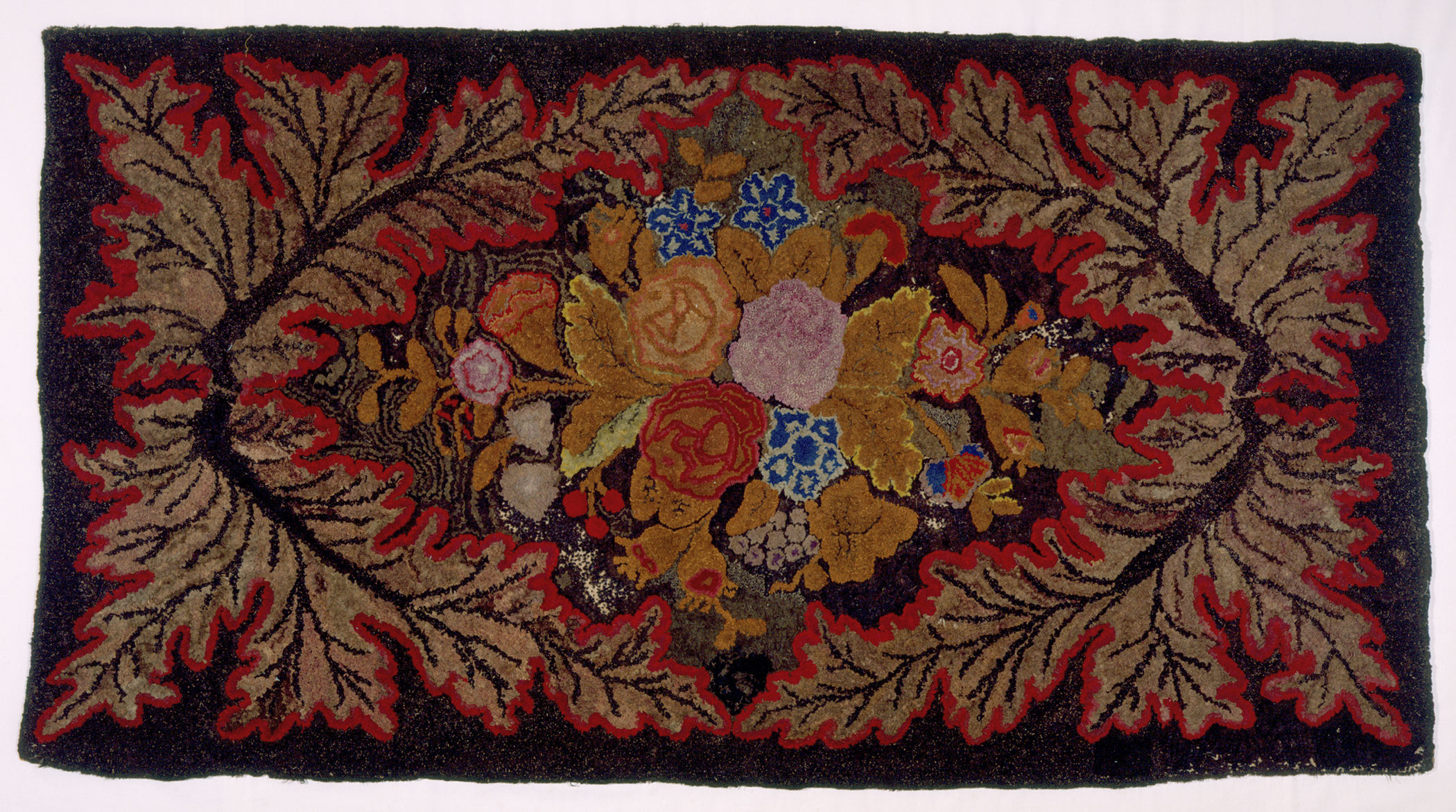 1956.0076 Rug, view 1