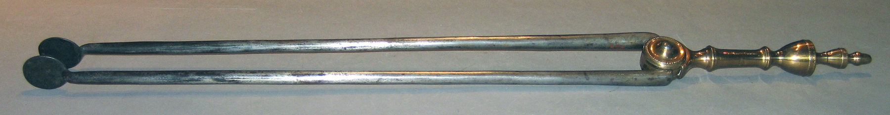 Metals - Tongs