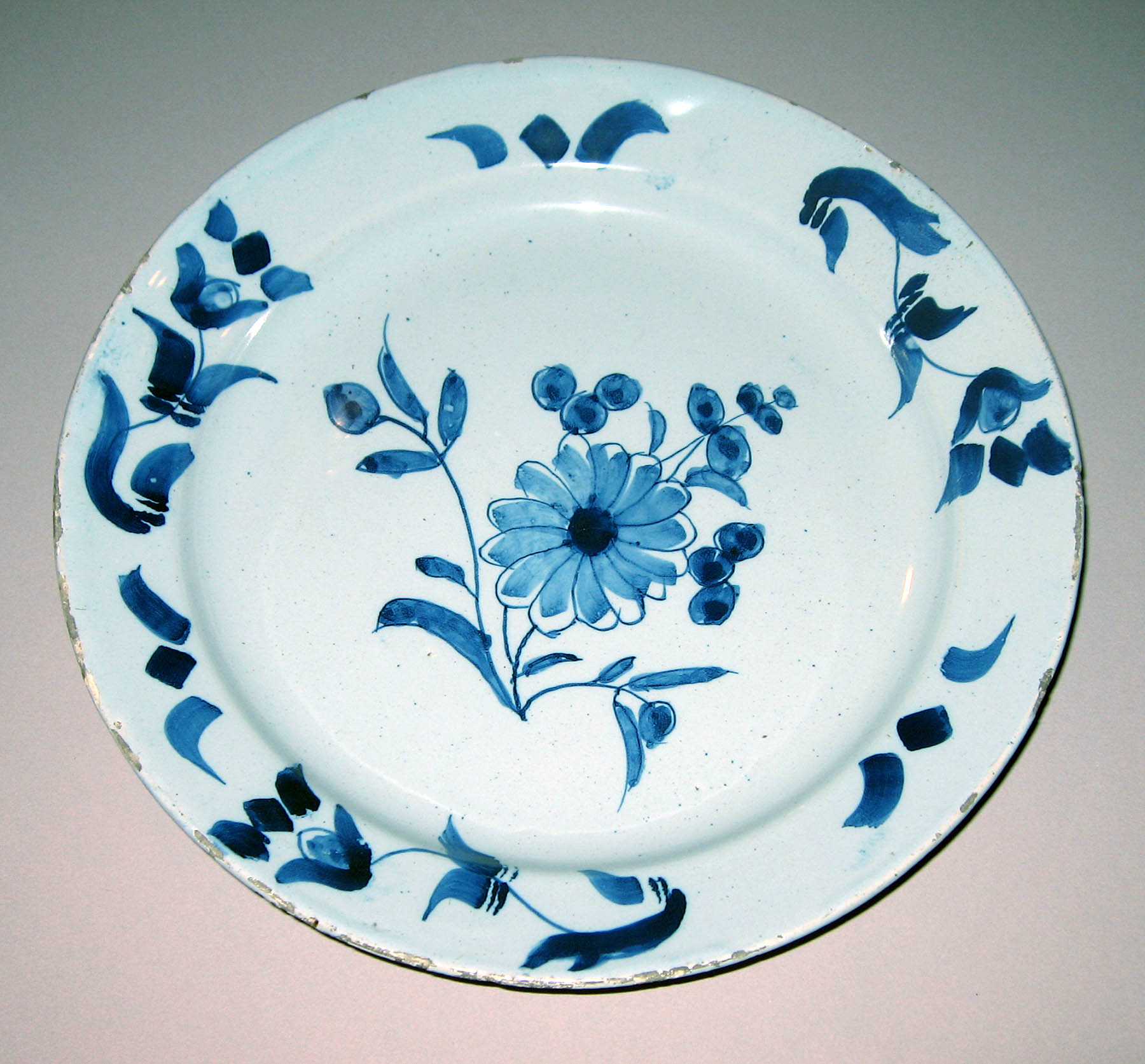 1956.0038.056 Delftware plate