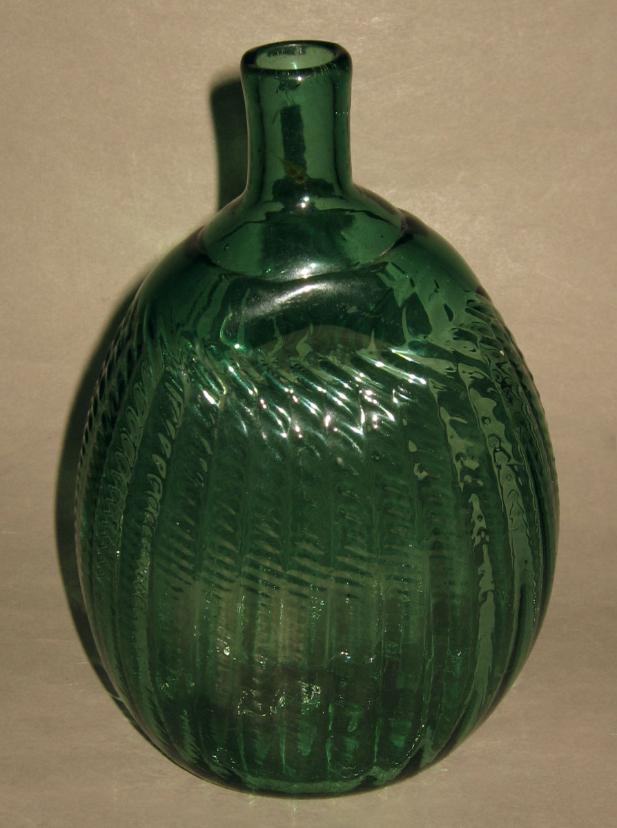 1973.0438.005 Glass Flask