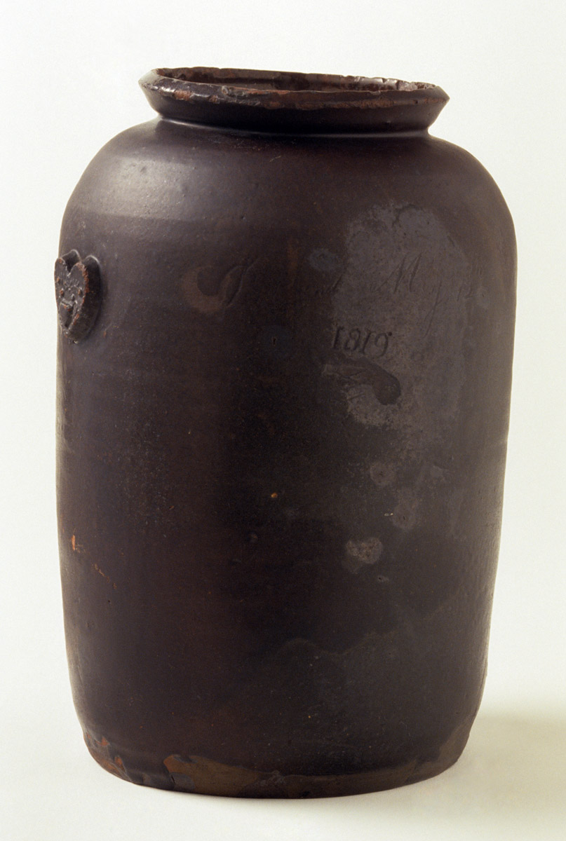 1957.0018.004 Jar