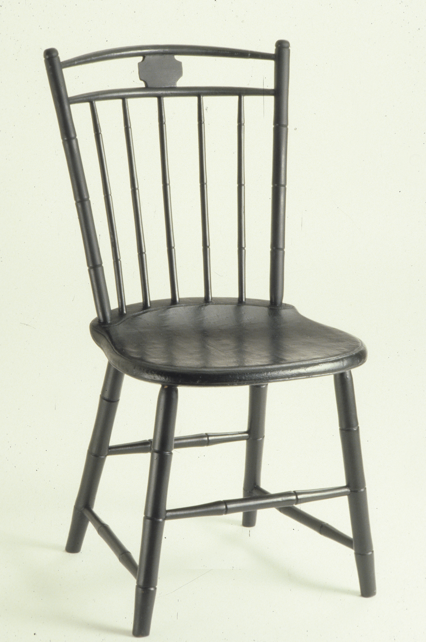 1963.0088 Chair, view 1