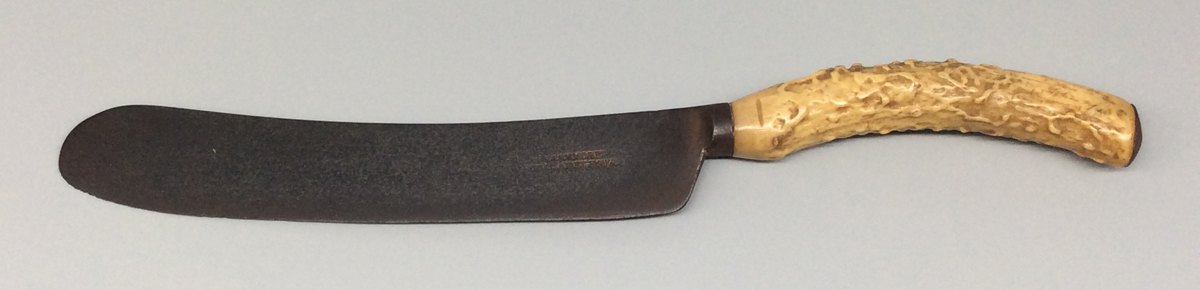 1955.0615 Knife, view 1