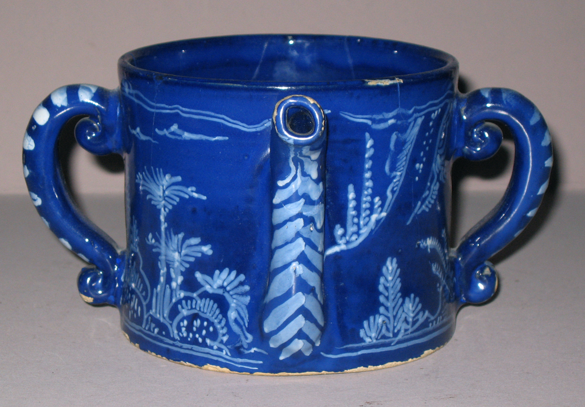 1965.2423 Delftware posset pot