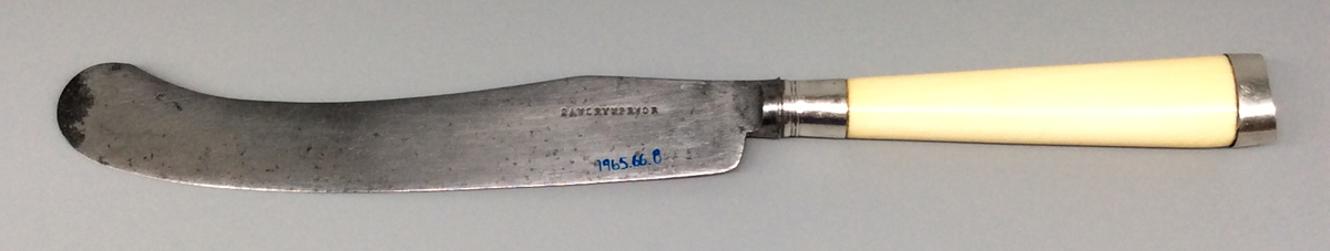 1965.0066.008 Knife, view 1