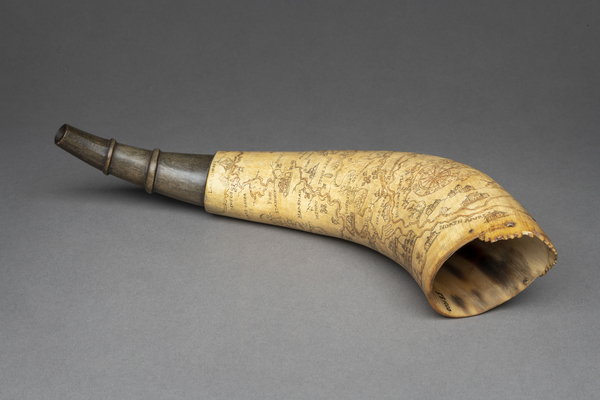 Weapons, Hunting, and Fishing - Powder horn