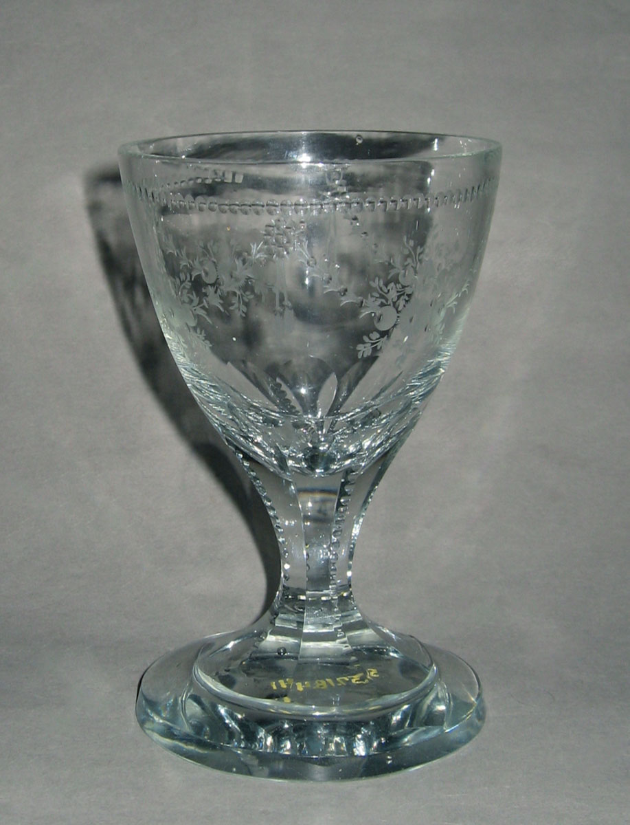 1957.0018.041 Glass wineglass