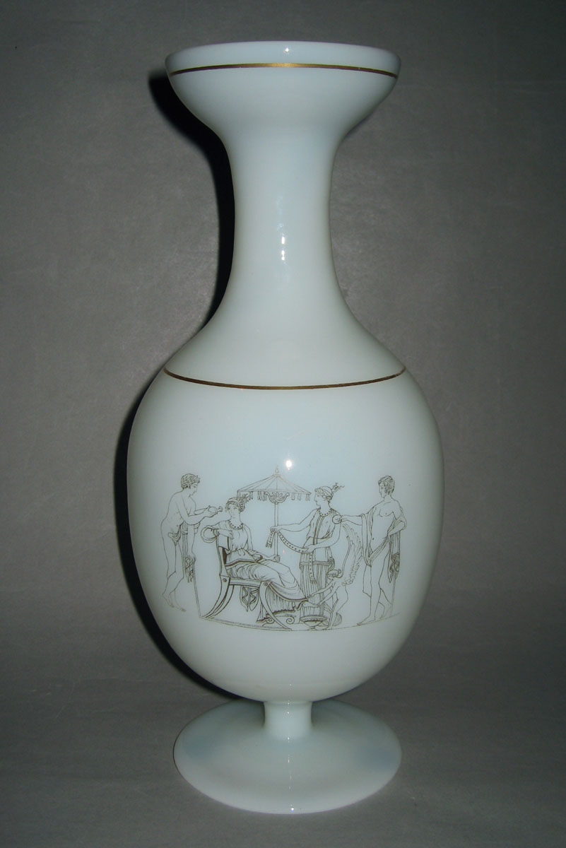 1959.1378 White opaline glass vase